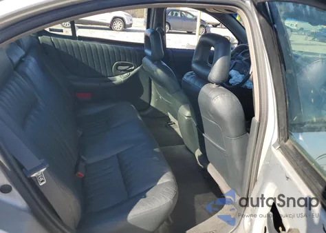 2001 Pontiac Grand Prix Gtp z USA, uszkodzony, nr VIN 1G2WR52111F270053